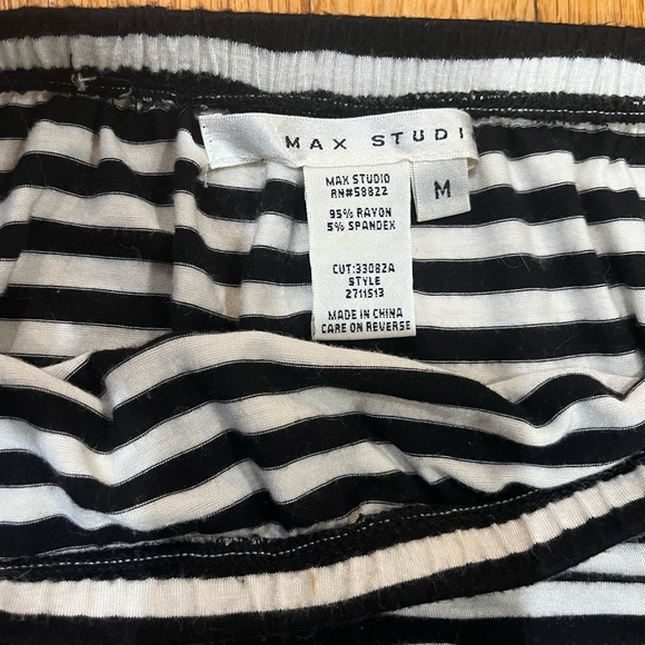 Max studio long black and white striped skirt - Picture 2 of 2